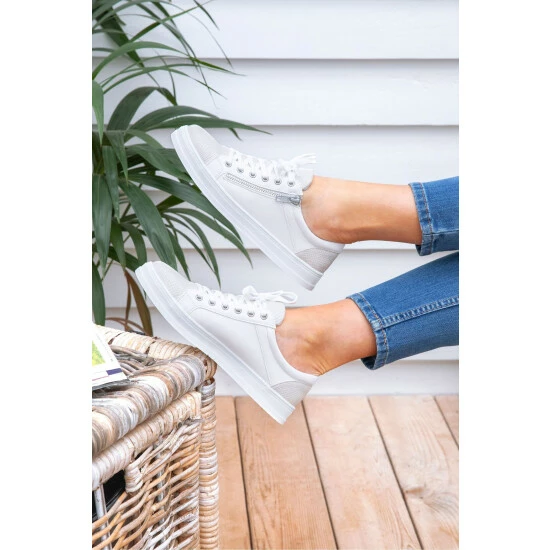 unnamed-file-2447.jpg Pavers White Lace-Up Trainers -Pavers Sales Store unnamed file 2447