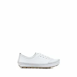 Pavers Wide Fit Leather Lace-Up Trainers